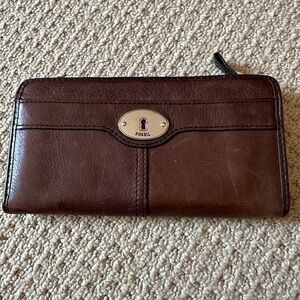 Brown leather Fossil wallet